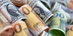 dolar yeni haftaya dususle basladi m1kn9ChY.jpg