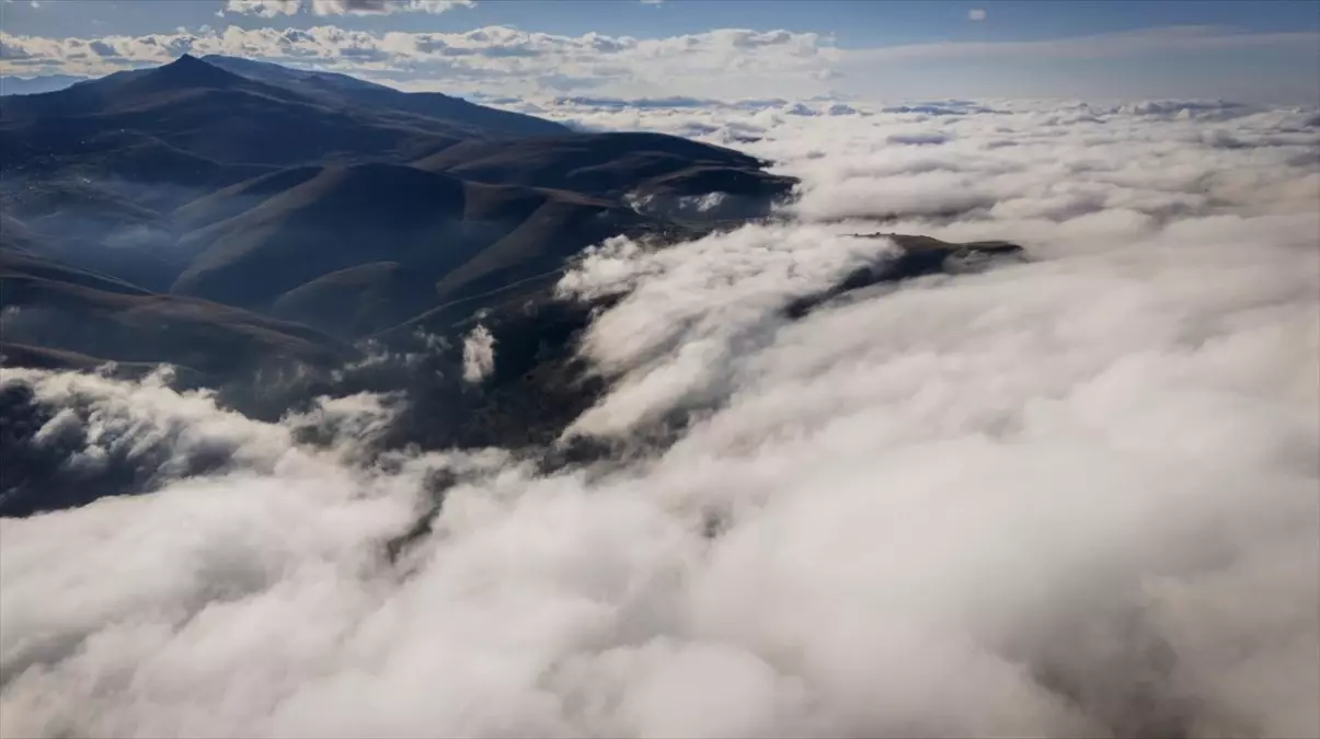 sultan murat yaylasinin sis manzarasi ziyaretcileri buyuluyor VFyha9Jt.jpg