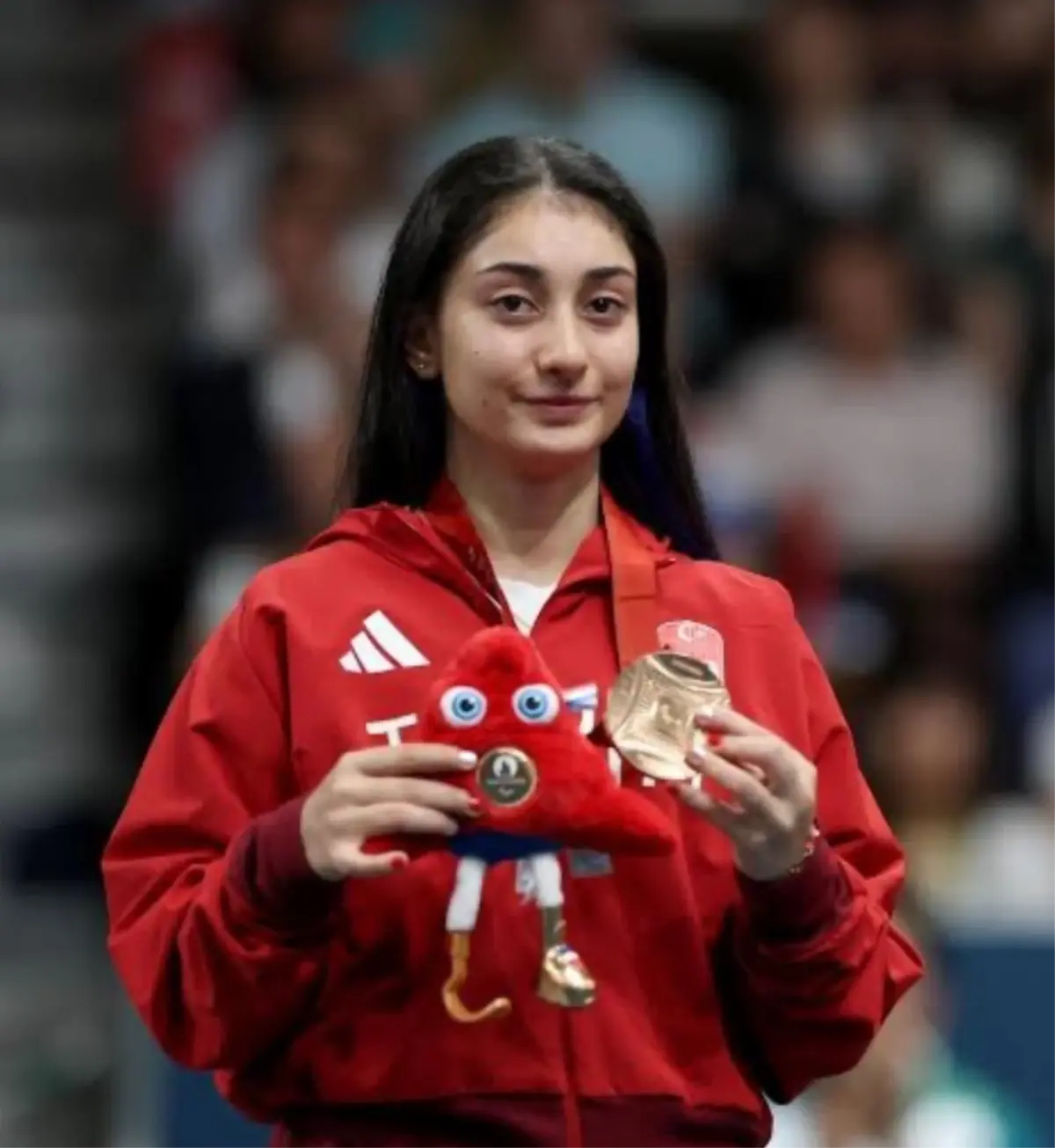 ebru acer virtus dunya masa tenisi sampiyonasinda gumus madalya kazandi HRcri6XL.jpg