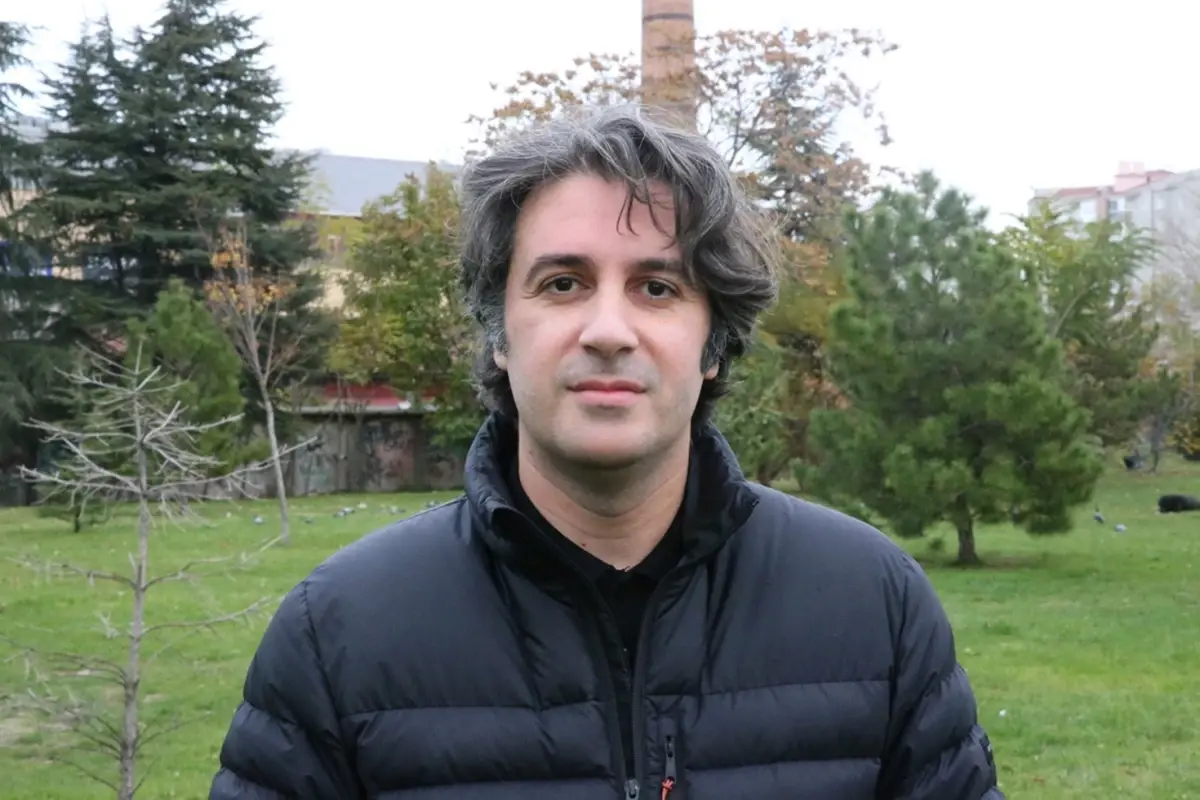 eskisehirli profesorun hesabina bir gecede 23 milyon tl yatirildi sgsVMezi.jpg