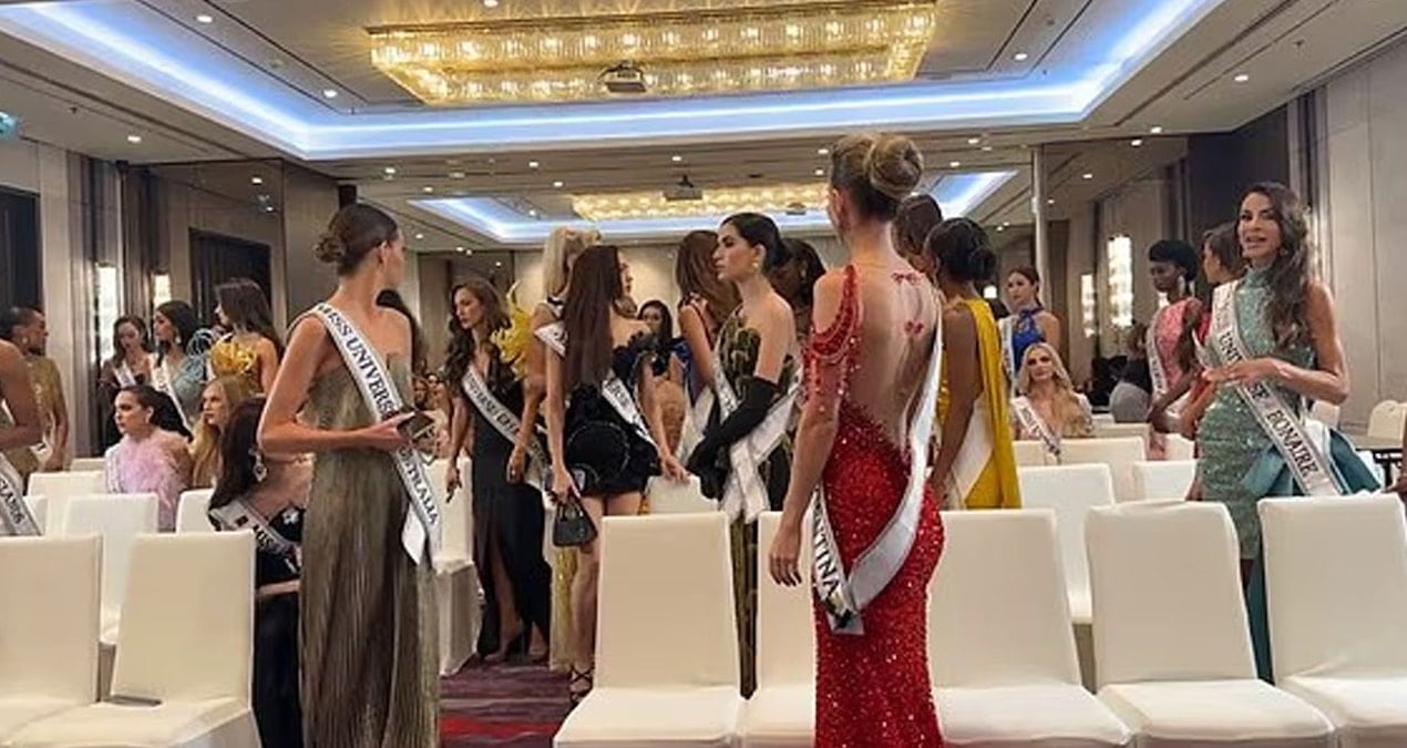 kainatin en guzel kadini salonu apar topar terk etti kUhEZ9ge.jpg