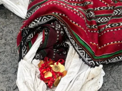 Çöpe Atılan 1.2 Milyon Lira Değerindeki Altınlar Kurtarıldı