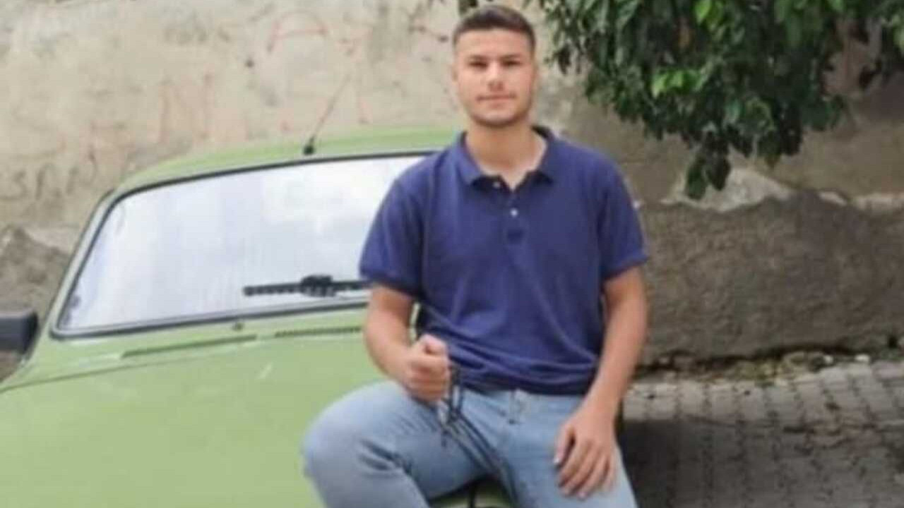 Komşular Arasındaki Tartışma Kanlı Sonuçlandı: 19 Yaşındaki Genç Bıçakla Hayatını Kaybetti